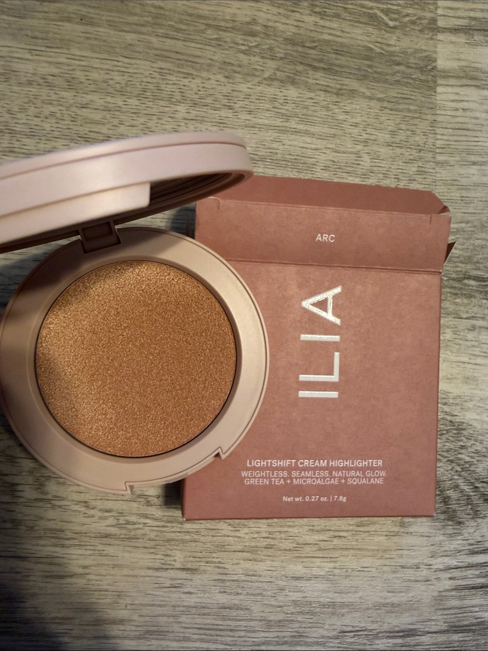 ILIA Arc Lightshift Cream Highlighter — Warm Copper Glow $40 retail